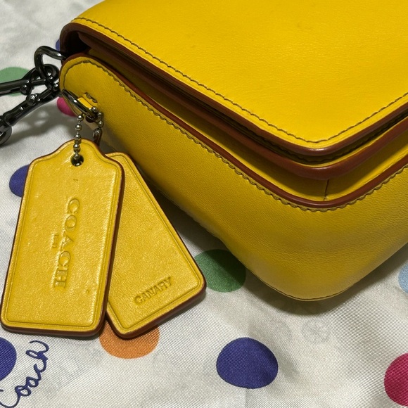 COACH Dinky “Canary” Glovetanned Leather Convertible Strap Shoulder/Crossbody - Picture 7 of 13